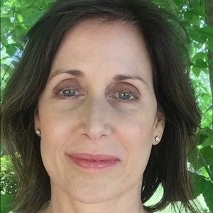 Meet your Posher, Ellen